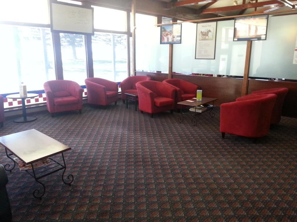 Grand Tasman Hotel Port Lincoln Extérieur photo